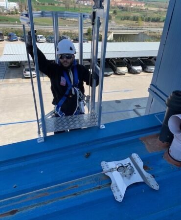 ESCALERAS (3) ESCALERAS (3)